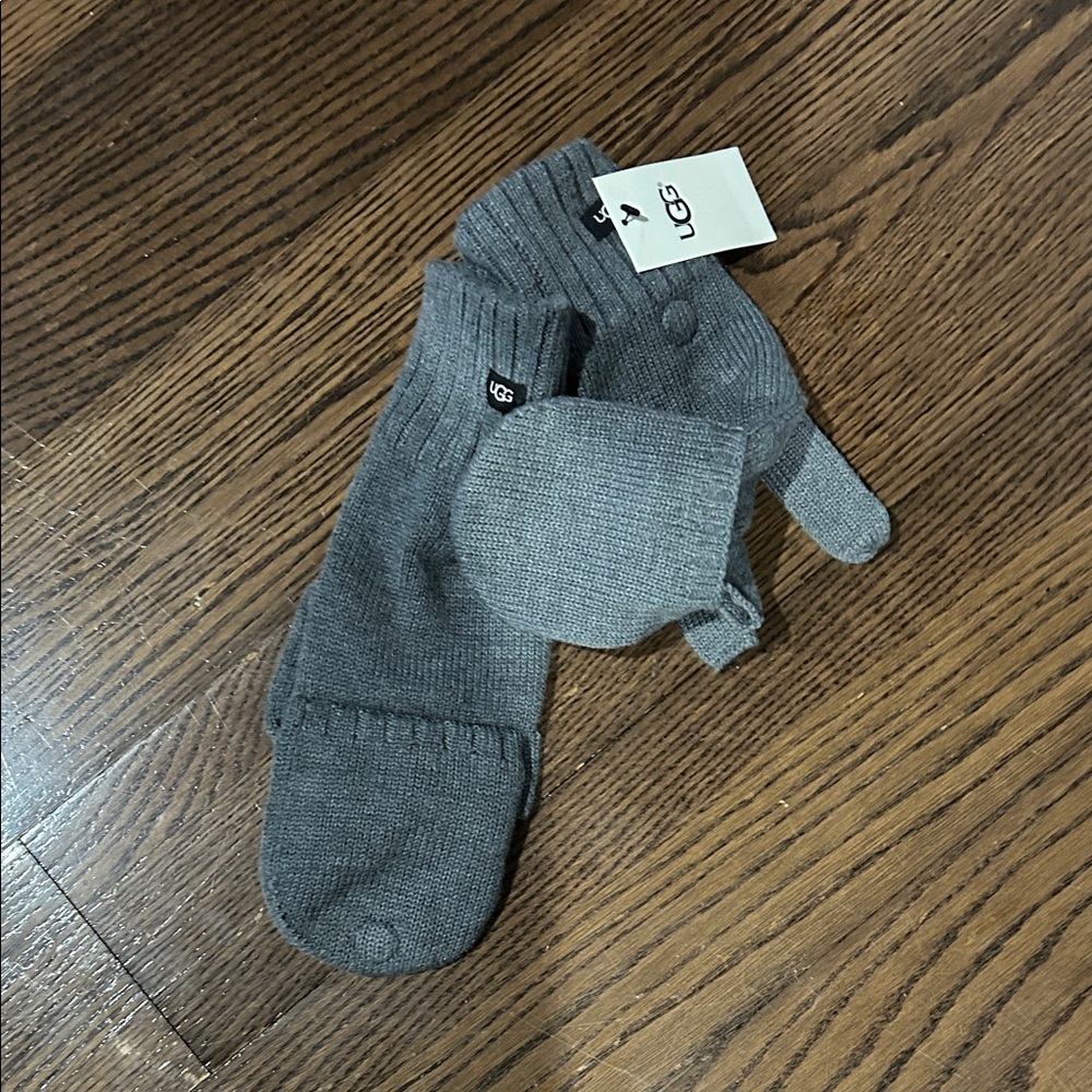 UGG charcoal grey flip mitten gloves knit New NWT